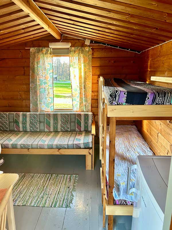 JUHANNUS 2024 - Mökki 2 - Leirintämökki 4:lle to-su 20.-23.6. 2024 - Kajaniemi Camping