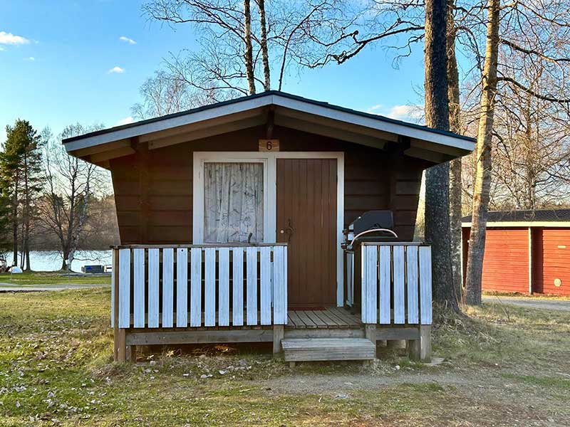 JUHANNUS 2024 - Mökki 6 - Leirintämökki 2:lle to-su 20.-23.6.2024 - Kajaniemi Camping