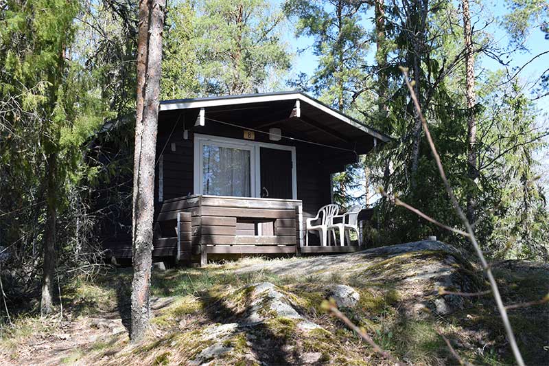 JUHANNUS 2024 - Mökki 8 - Metsämökki 4:lle to-su 20.-23.6.2024 - Kajaniemi Camping